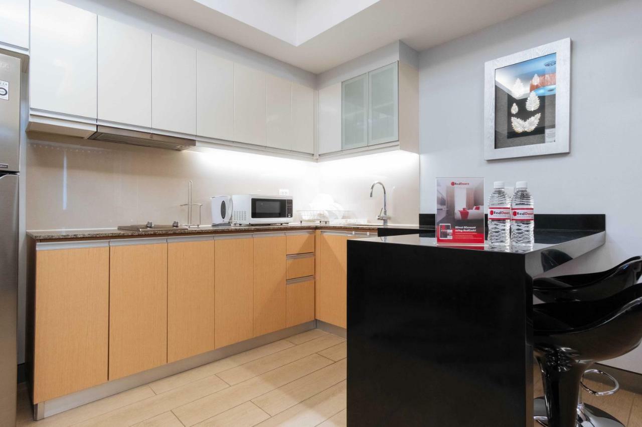Reddoorz Premium @ Venice Luxury Bgc 2 马卡蒂 外观 照片