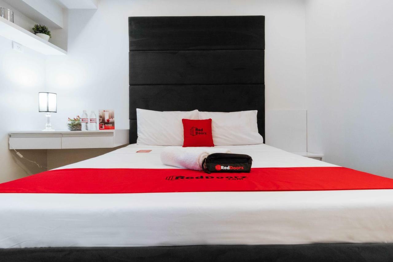 Reddoorz Premium @ Venice Luxury Bgc 2 马卡蒂 外观 照片