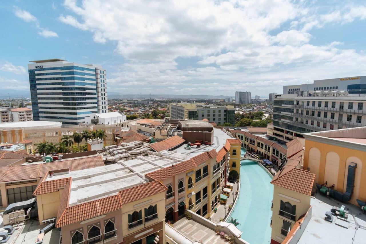 Reddoorz Premium @ Venice Luxury Bgc 2 马卡蒂 外观 照片