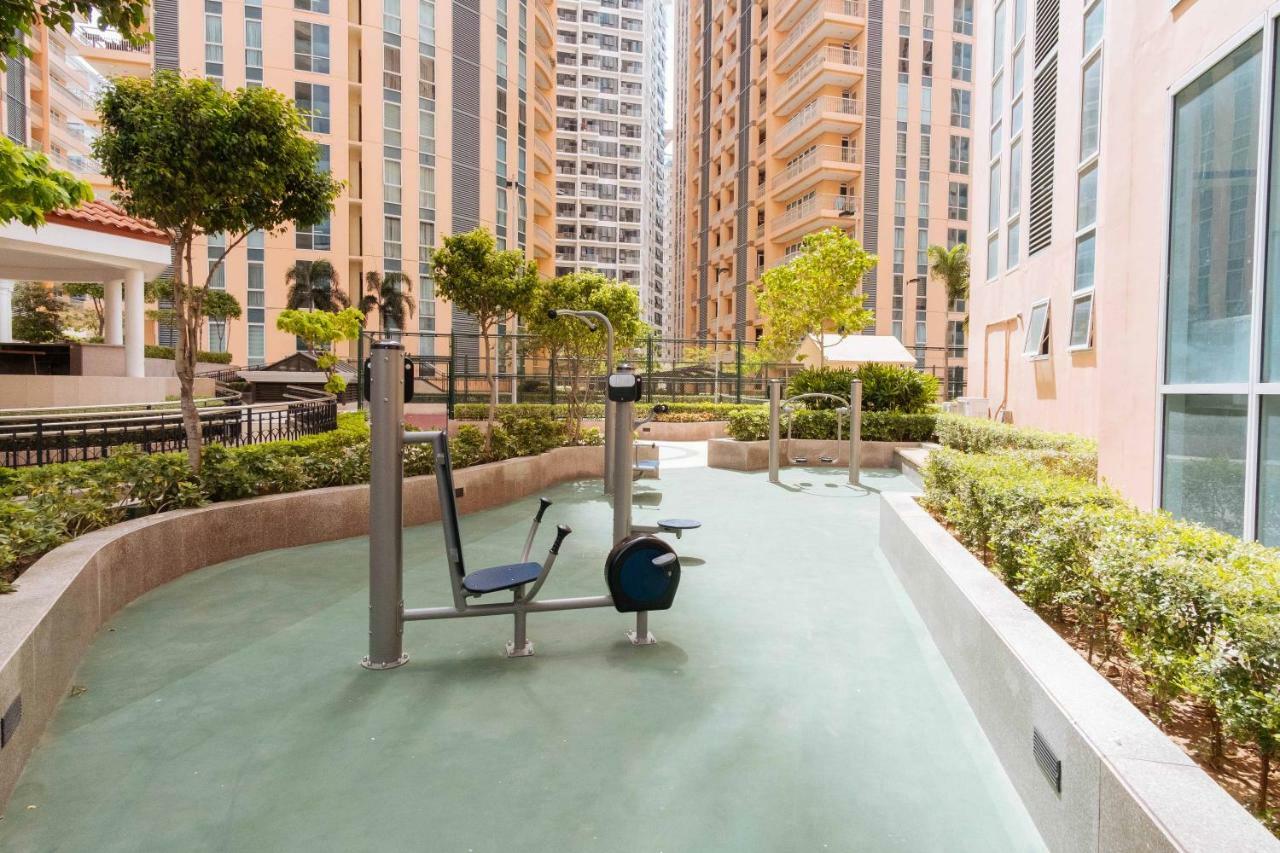 Reddoorz Premium @ Venice Luxury Bgc 2 马卡蒂 外观 照片