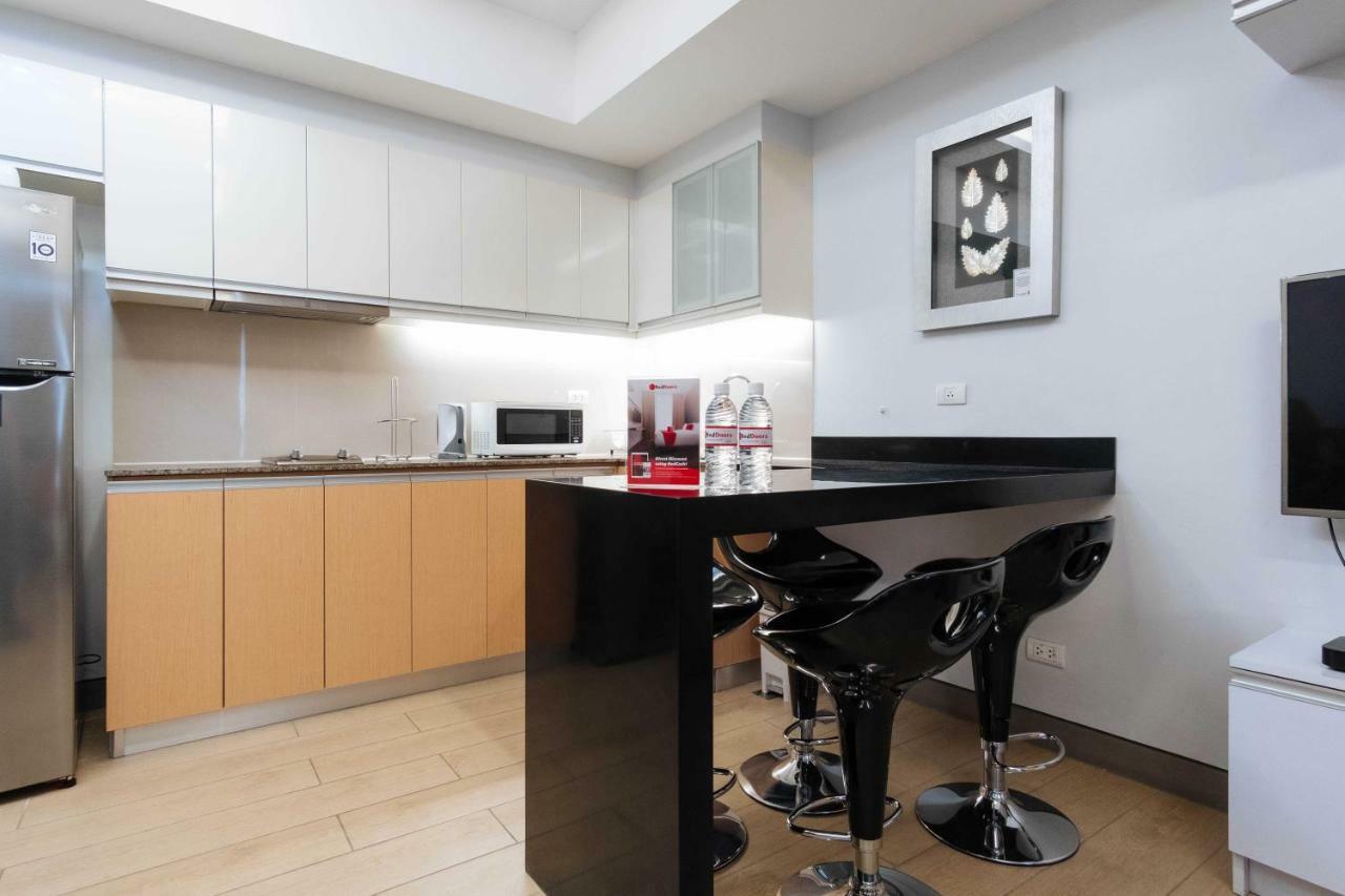 Reddoorz Premium @ Venice Luxury Bgc 2 马卡蒂 外观 照片