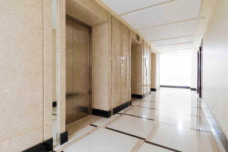 Reddoorz Premium @ Venice Luxury Bgc 2 马卡蒂 外观 照片